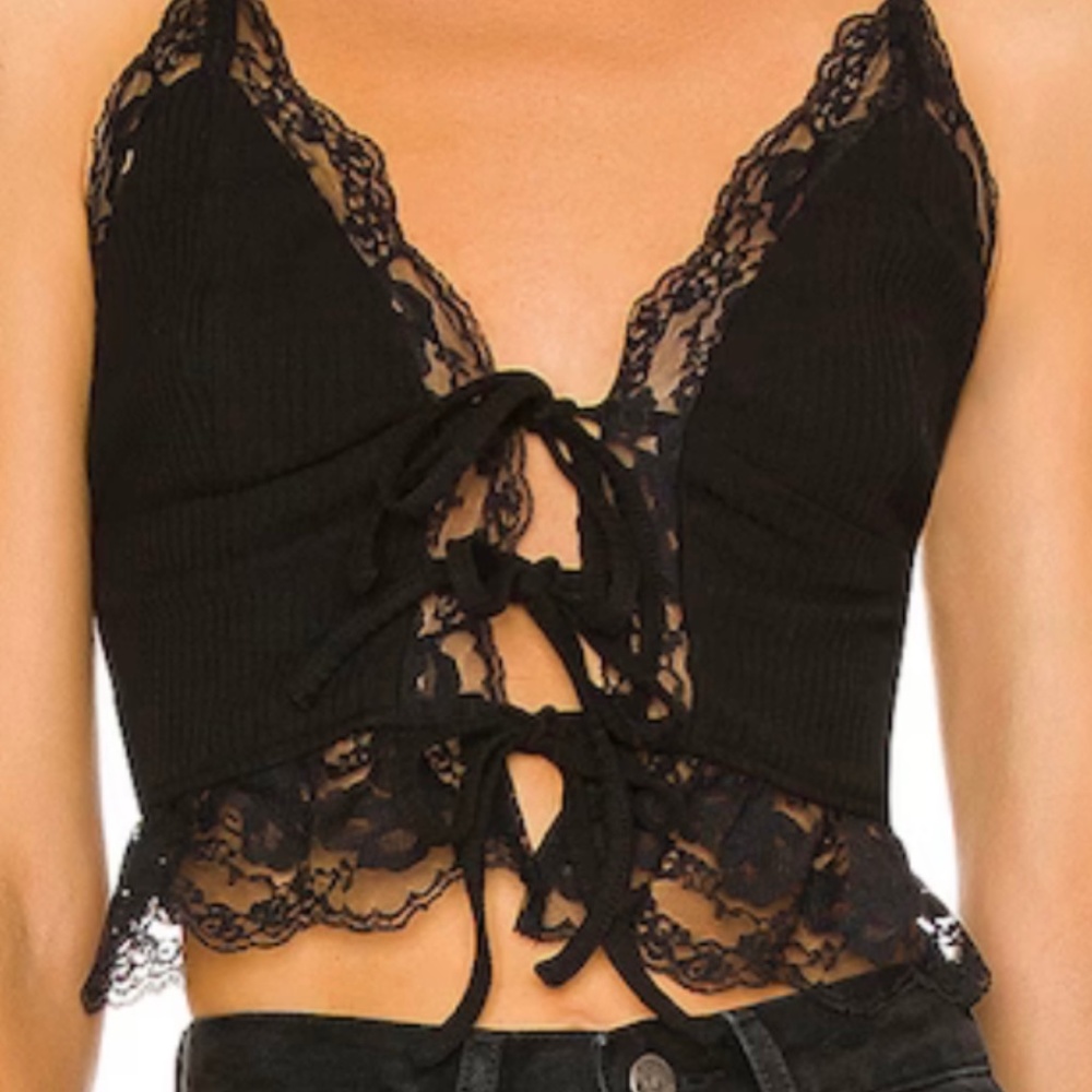 Super down Avery Lace Top